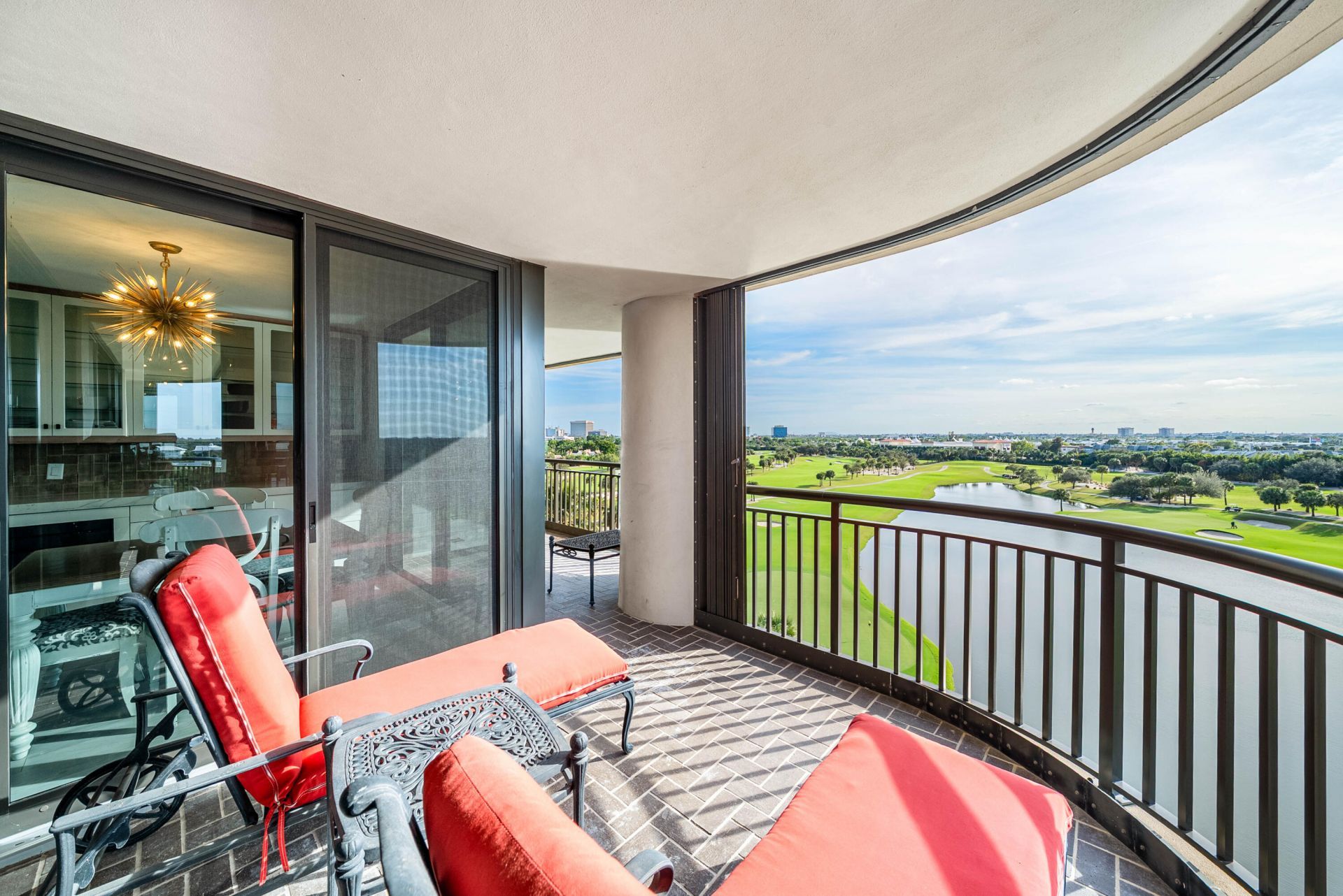 2427 Presidential Way, Unit 802, West Palm Beach, FL 33401 Photo