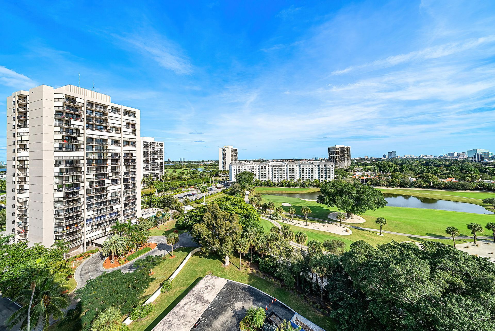 2427 Presidential Way, Unit 802, West Palm Beach, FL 33401 Photo