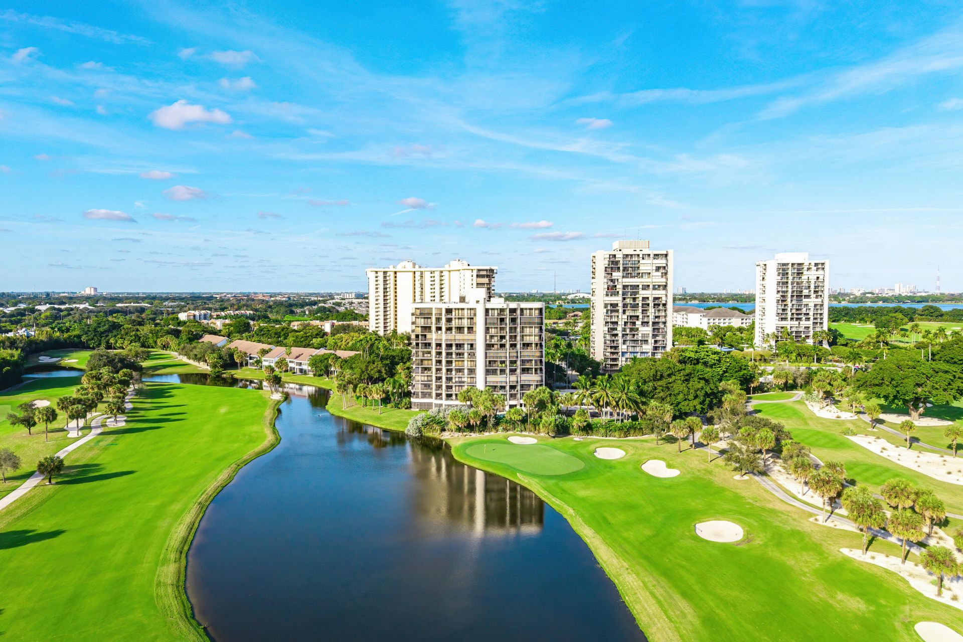 2427 Presidential Way, Unit 802, West Palm Beach, FL 33401 Photo