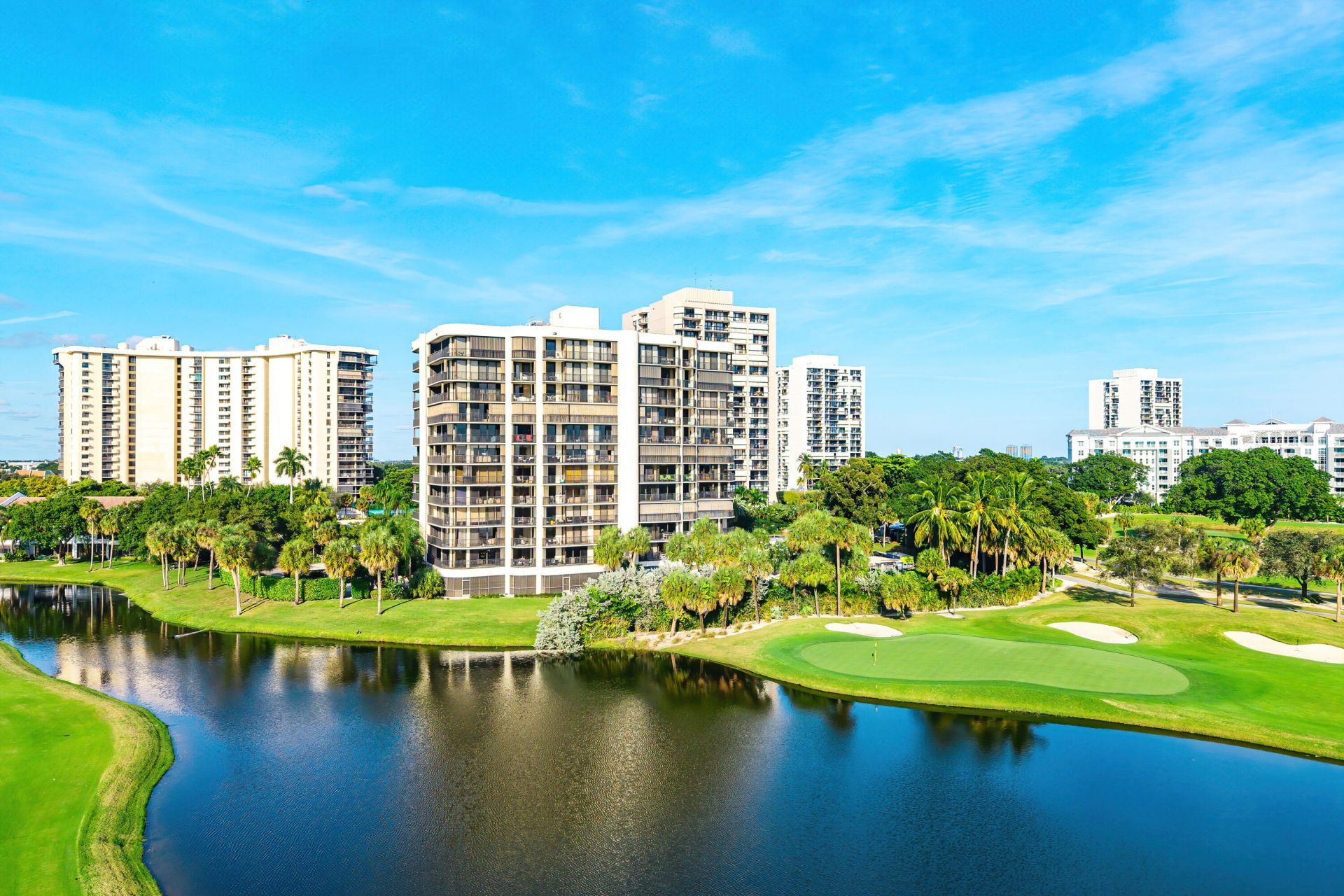 2427 Presidential Way, Unit 802, West Palm Beach, FL 33401 Photo