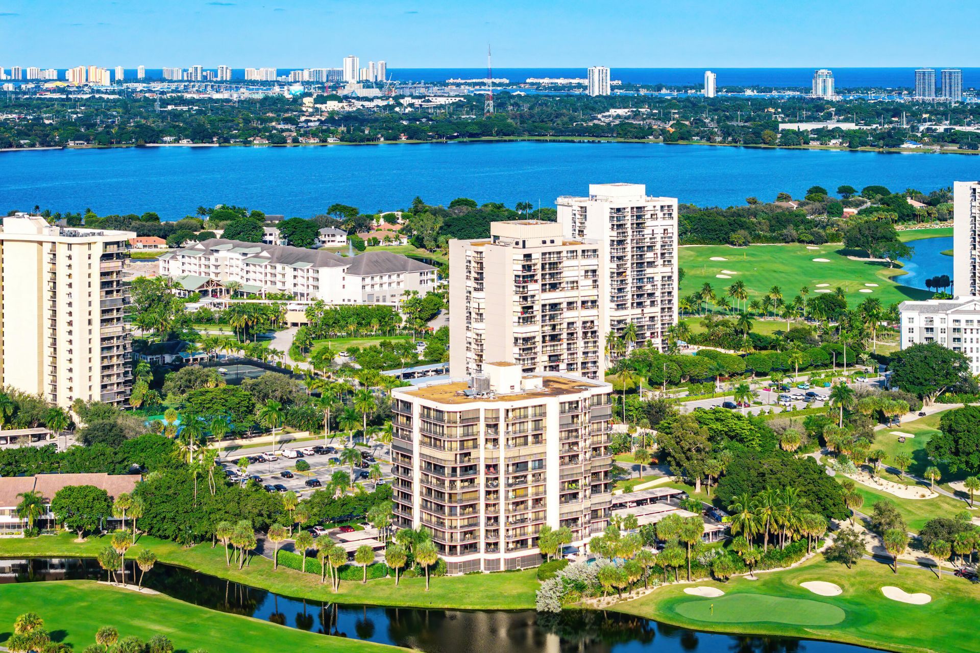 2427 Presidential Way, Unit 802, West Palm Beach, FL 33401 Photo