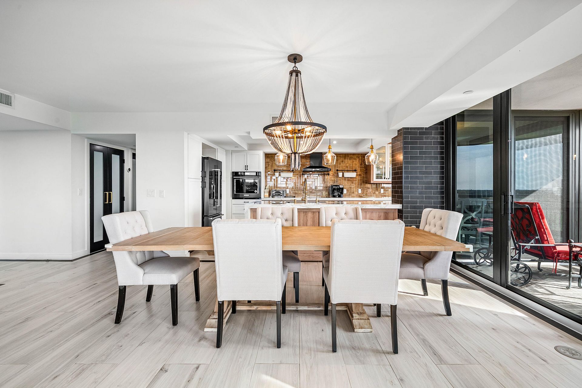 2427 Presidential Way, Unit 802, West Palm Beach, FL 33401 Photo