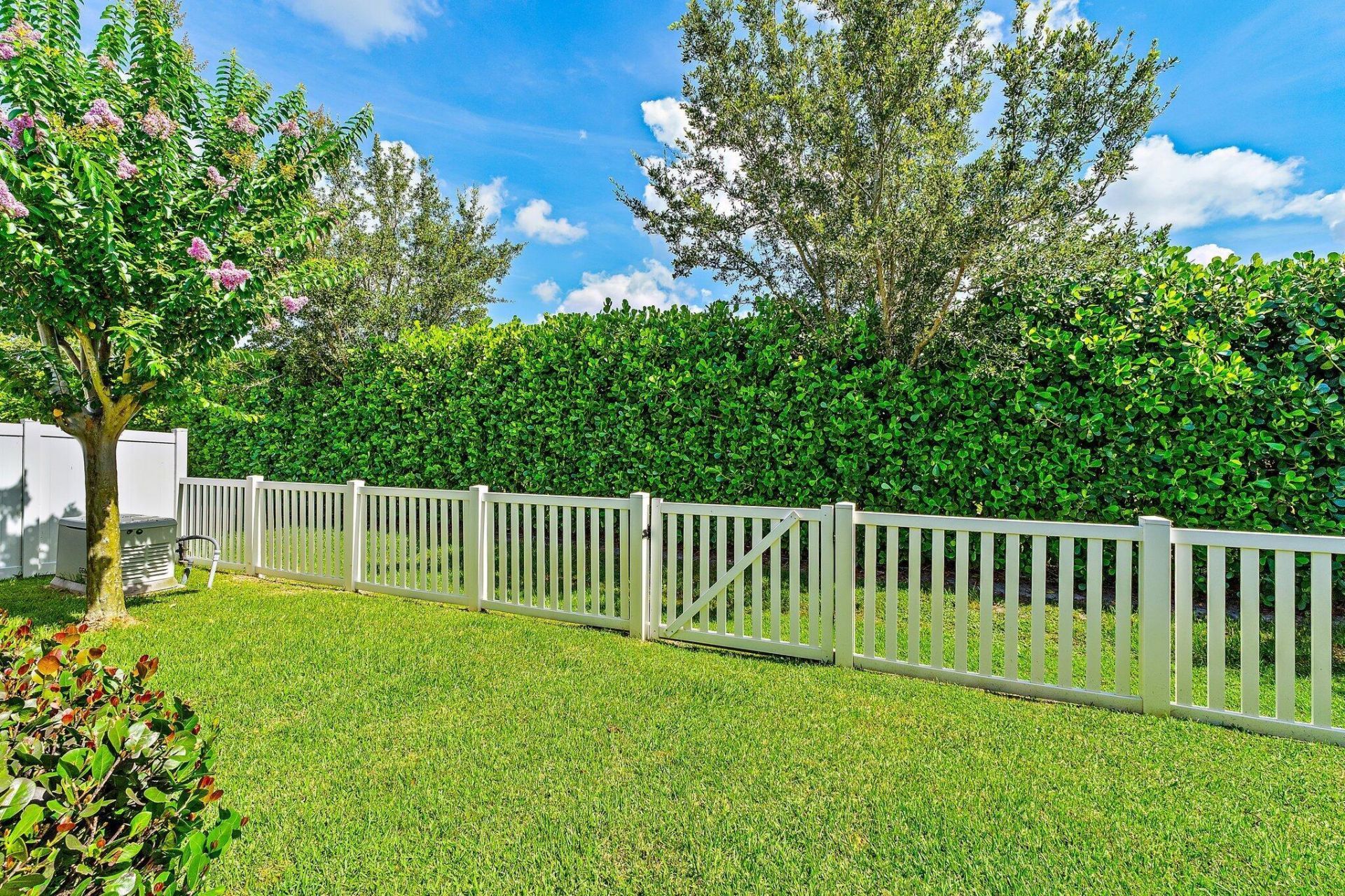 6196 NW Cullen Way, Port Saint Lucie, FL 34983 Photo