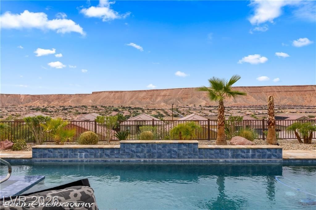 1227 Dome Peak Circle, Mesquite, NV 89034