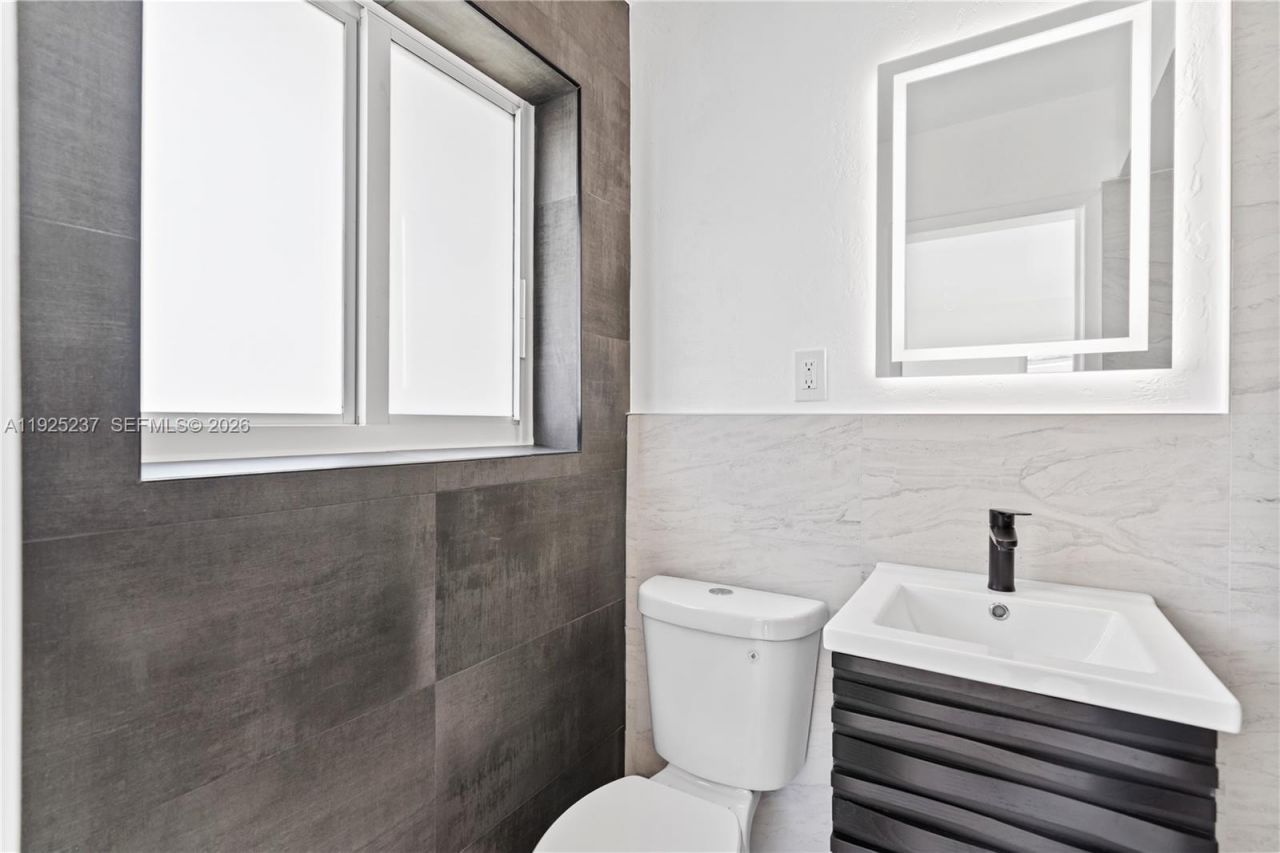 230 SW 29th Ave, Fort Lauderdale, FL 33312 Photo