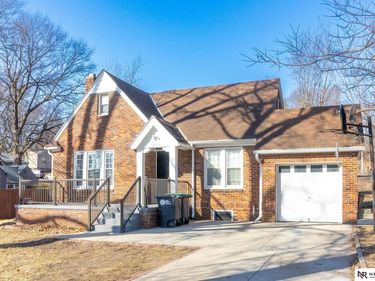 3408 N 49th Street, Omaha, NE 68104