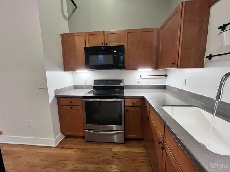 1432 Race Street, Unit 102, Cincinnati, OH 45202 Photo 17