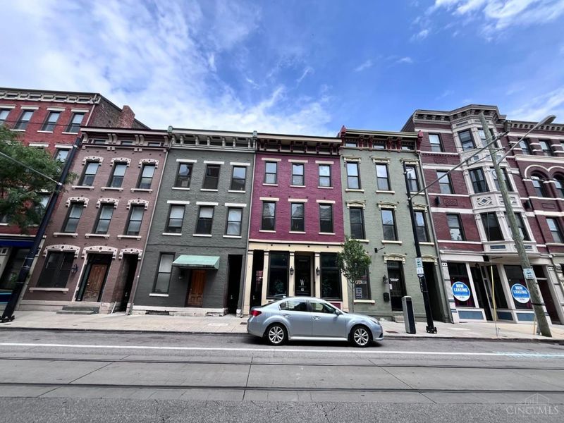 1432 Race Street, Unit 102, Cincinnati, OH 45202 Photo 2