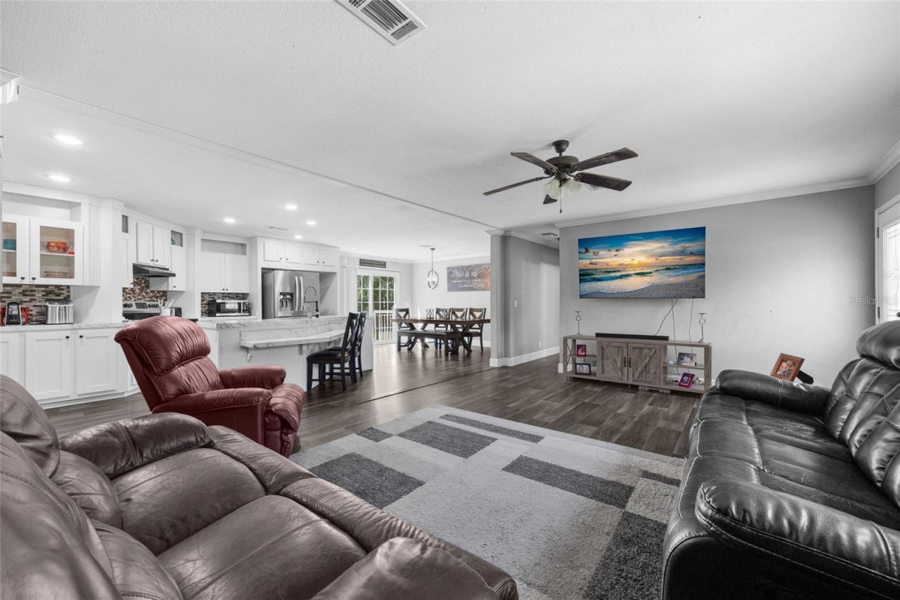 272 SW Old Niblack Avenue, Fort White, FL 32038 Photo