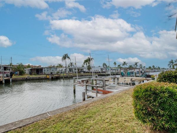 18675 US HIGHWAY 19 N, Unit 217, CLEARWATER, FL 33764