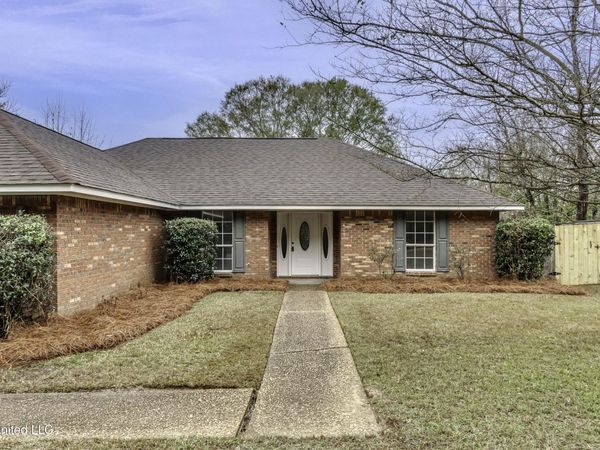 409 Hawthorne Drive, Madison, MS 39110