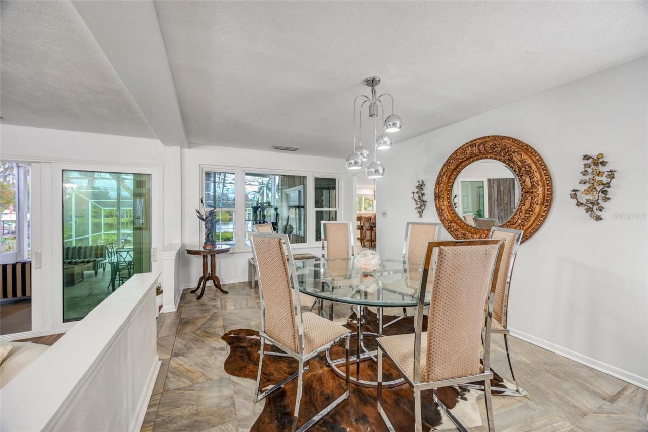 18405 Tomlinson Drive, Lutz, FL 33549 Photo