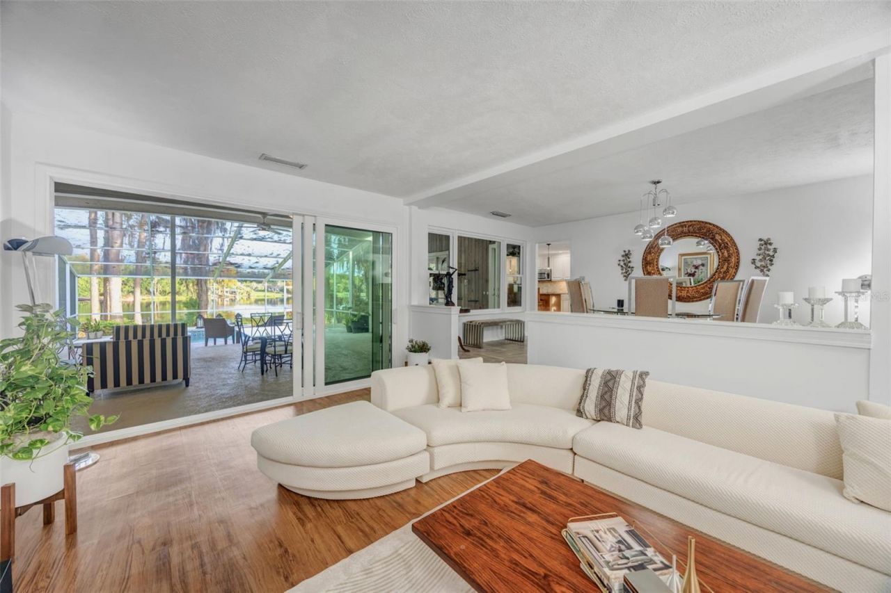 18405 Tomlinson Drive, Lutz, FL 33549 Photo