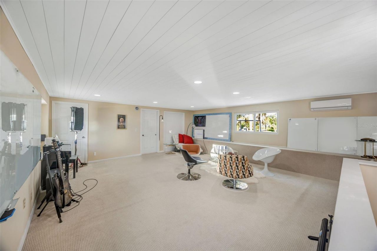 18405 Tomlinson Drive, Lutz, FL 33549 Photo