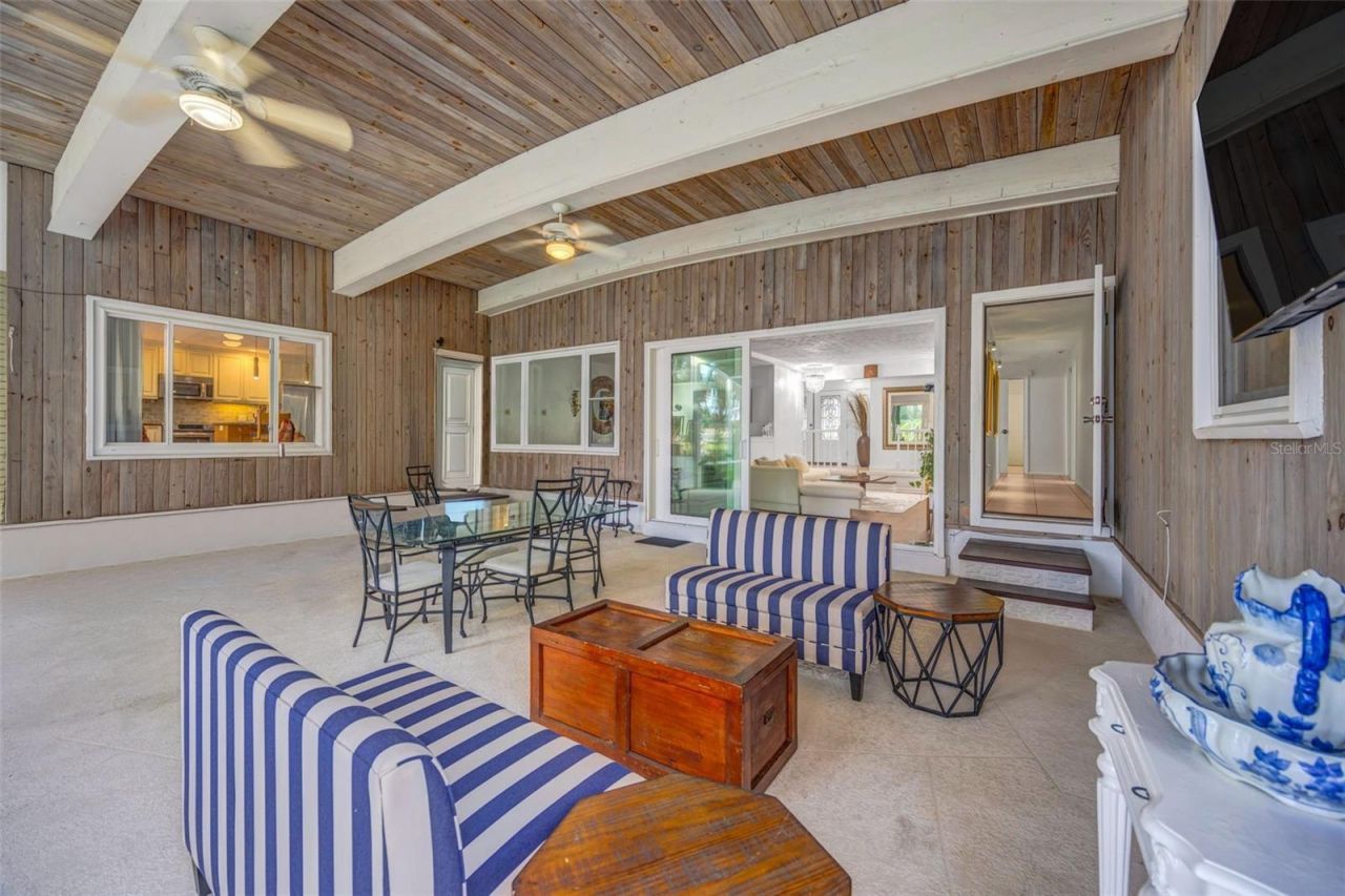 18405 Tomlinson Drive, Lutz, FL 33549 Photo