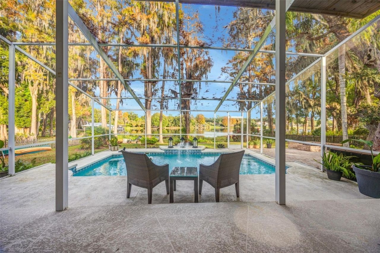 18405 Tomlinson Drive, Lutz, FL 33549 Photo