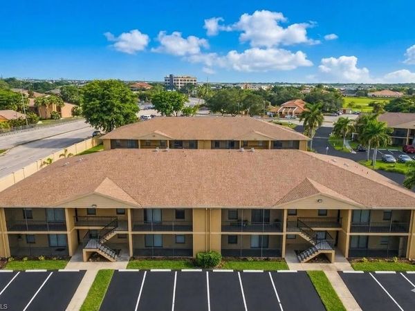 5323 Summerlin RD, Unit 2310, FORT MYERS, FL 33919