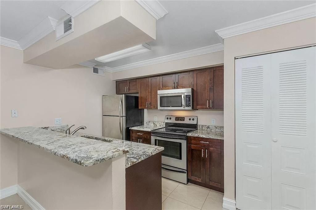 5323 Summerlin Rd, Unit 2310, Fort Myers, FL 33919 Photo