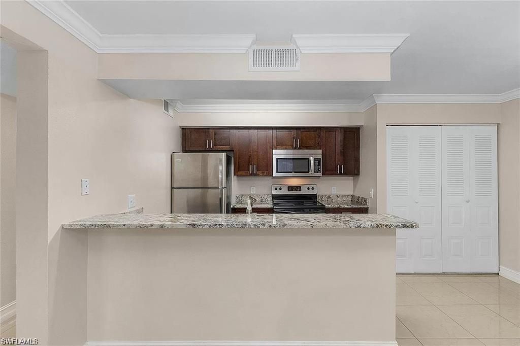 5323 Summerlin Rd, Unit 2310, Fort Myers, FL 33919 Photo