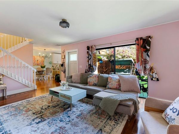 9118 SW 20th Ct, Davie, FL 33324