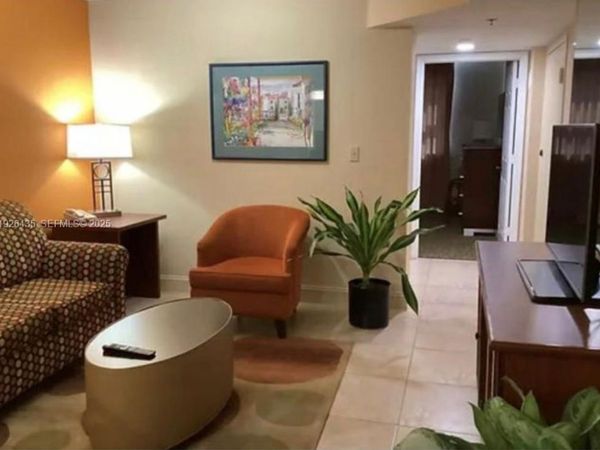 16690 Blatt Blvd, Unit B, Weston, FL 33326