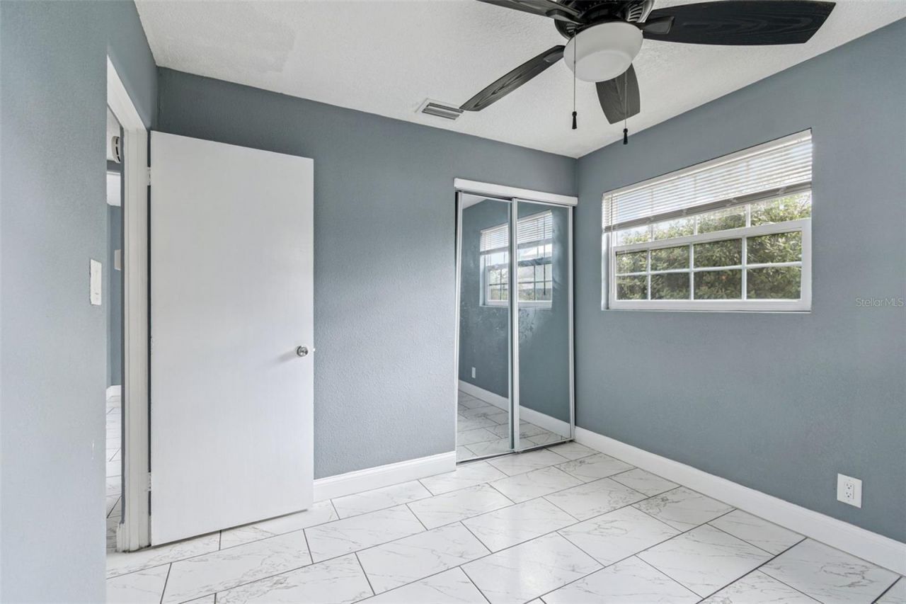 520 Freeport Avenue N, Saint Petersburg, FL 33702 Photo