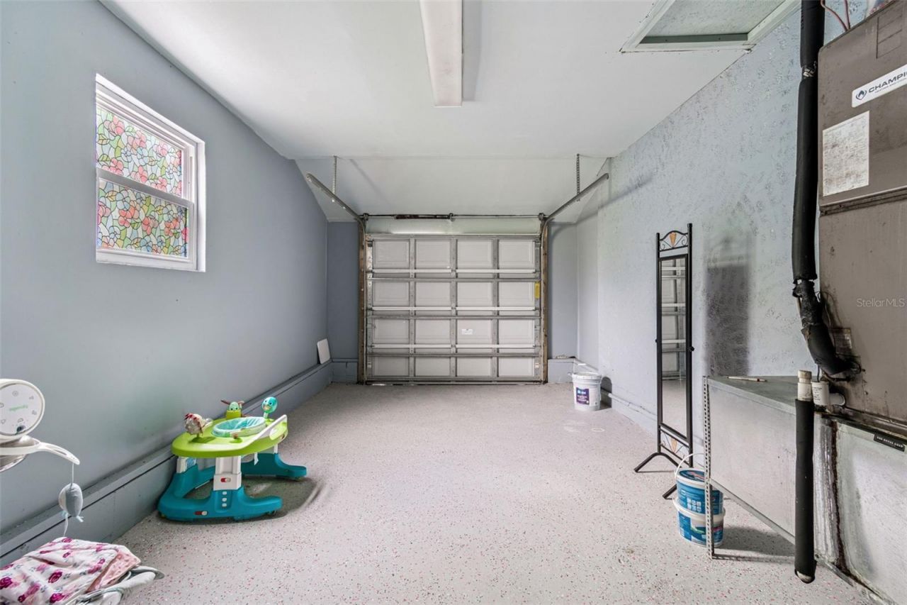 520 Freeport Avenue N, Saint Petersburg, FL 33702 Photo