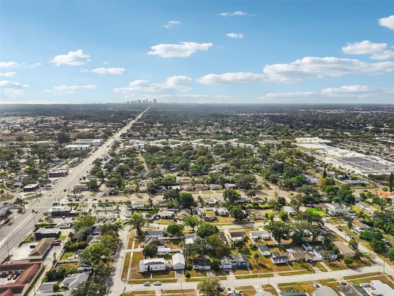 520 Freeport Avenue N, Saint Petersburg, FL 33702 Photo