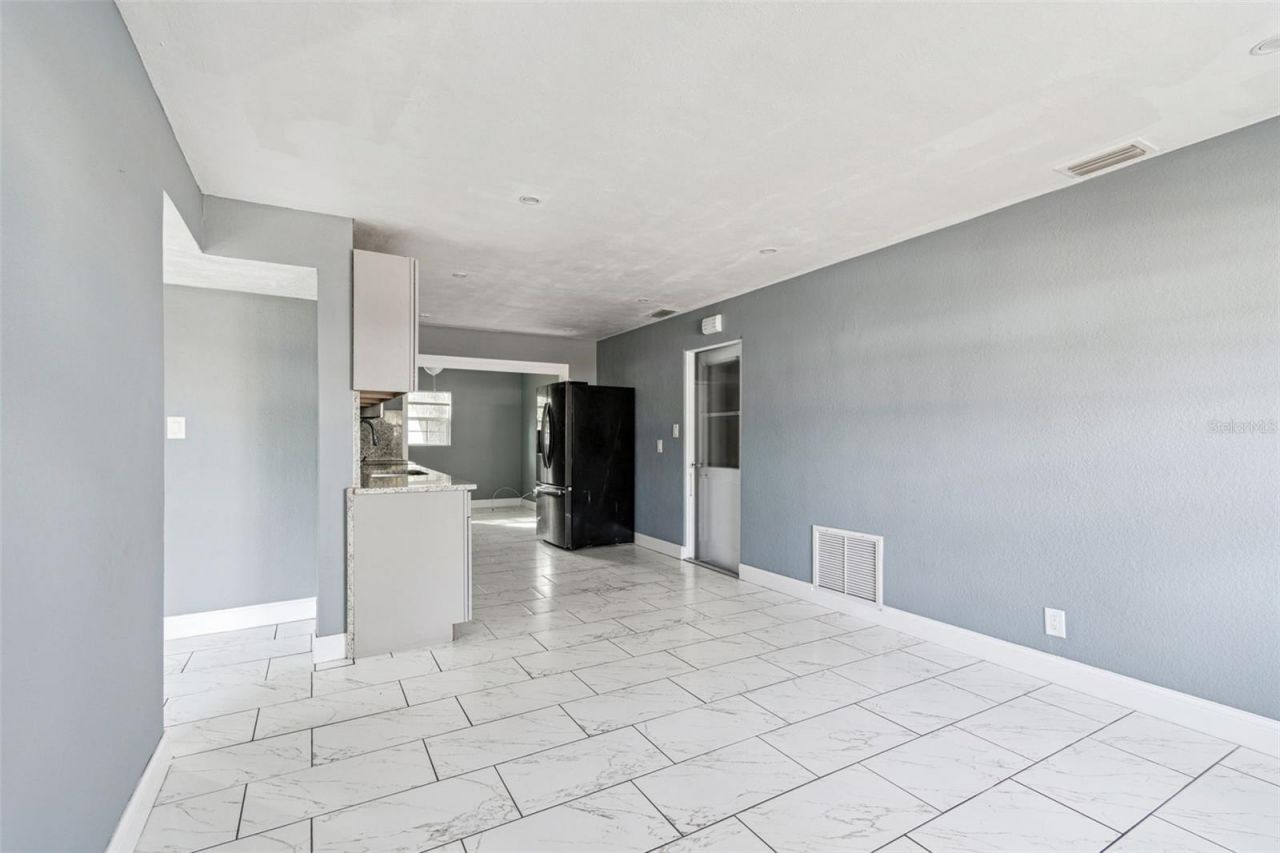 520 Freeport Avenue N, Saint Petersburg, FL 33702 Photo