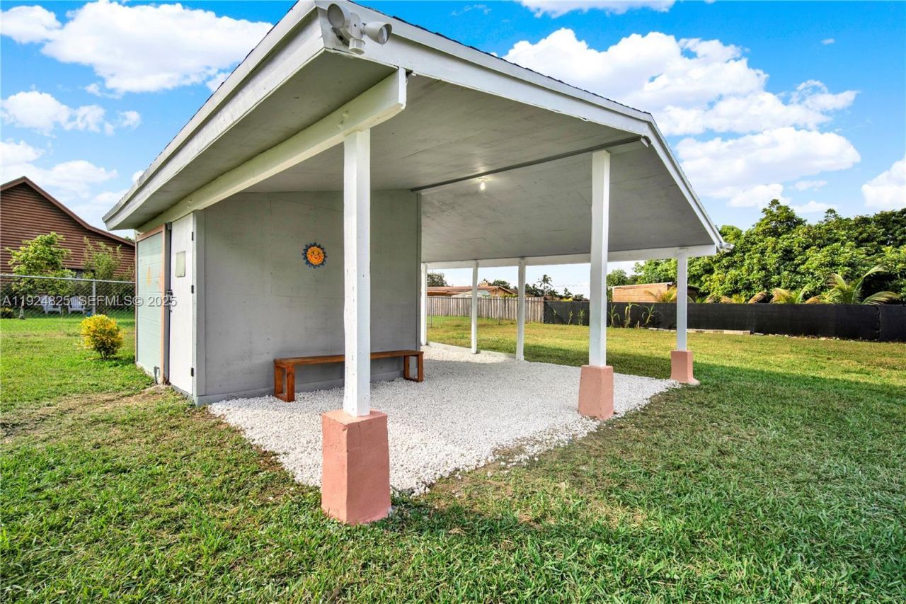 22820 SW 179th Pl, Miami, FL 33170 Photo