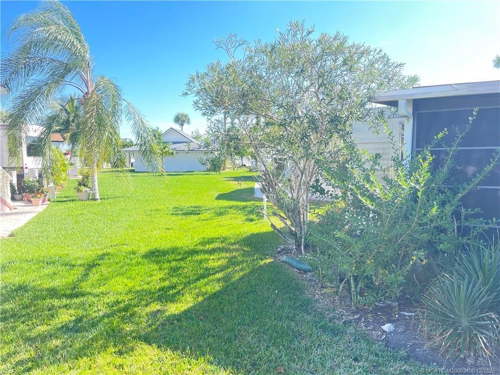 685 Nettles Boulevard, Jensen Beach, FL 34957 Photo