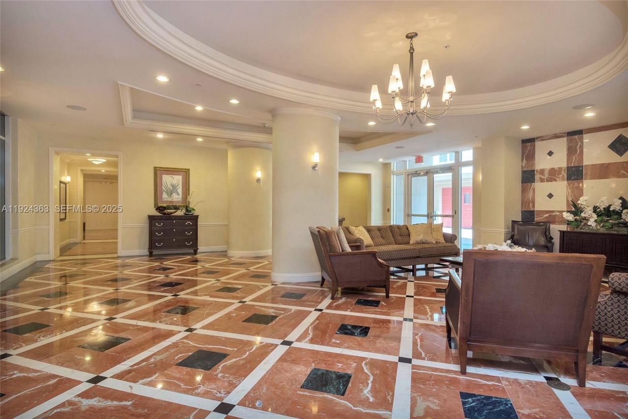 3232 SW 22nd St (coral Way), Unit 905, Miami, FL 33145 Photo