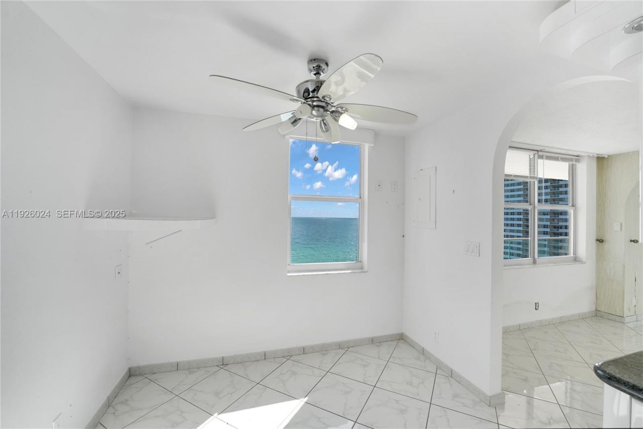 1920 S Ocean Dr, Unit 16B, Hallandale Beach, FL 33009 Photo