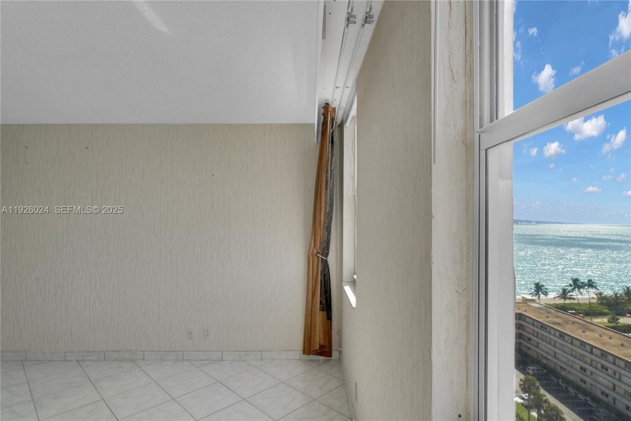 1920 S Ocean Dr, Unit 16B, Hallandale Beach, FL 33009 Photo