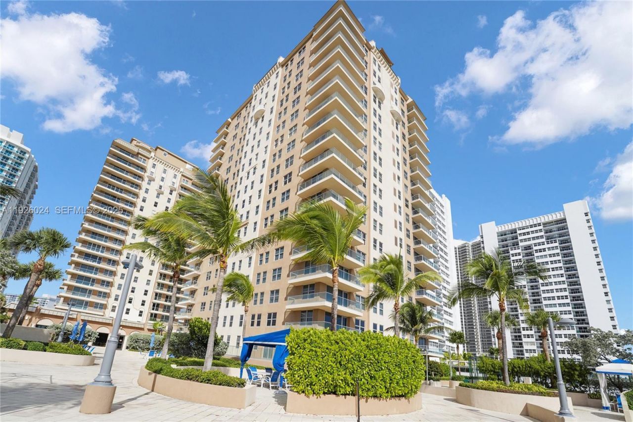 1920 S Ocean Dr, Unit 16B, Hallandale Beach, FL 33009 Photo