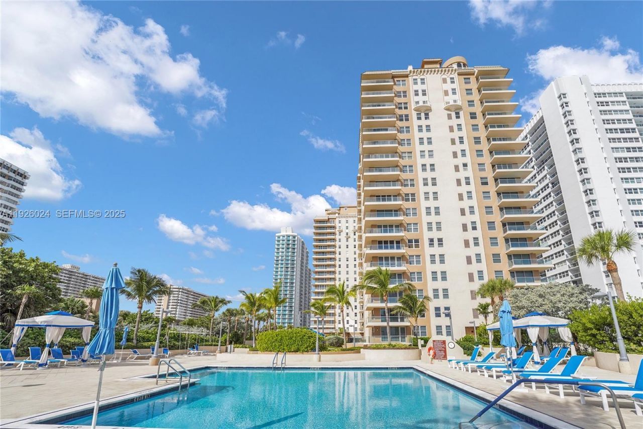 1920 S Ocean Dr, Unit 16B, Hallandale Beach, FL 33009 Photo