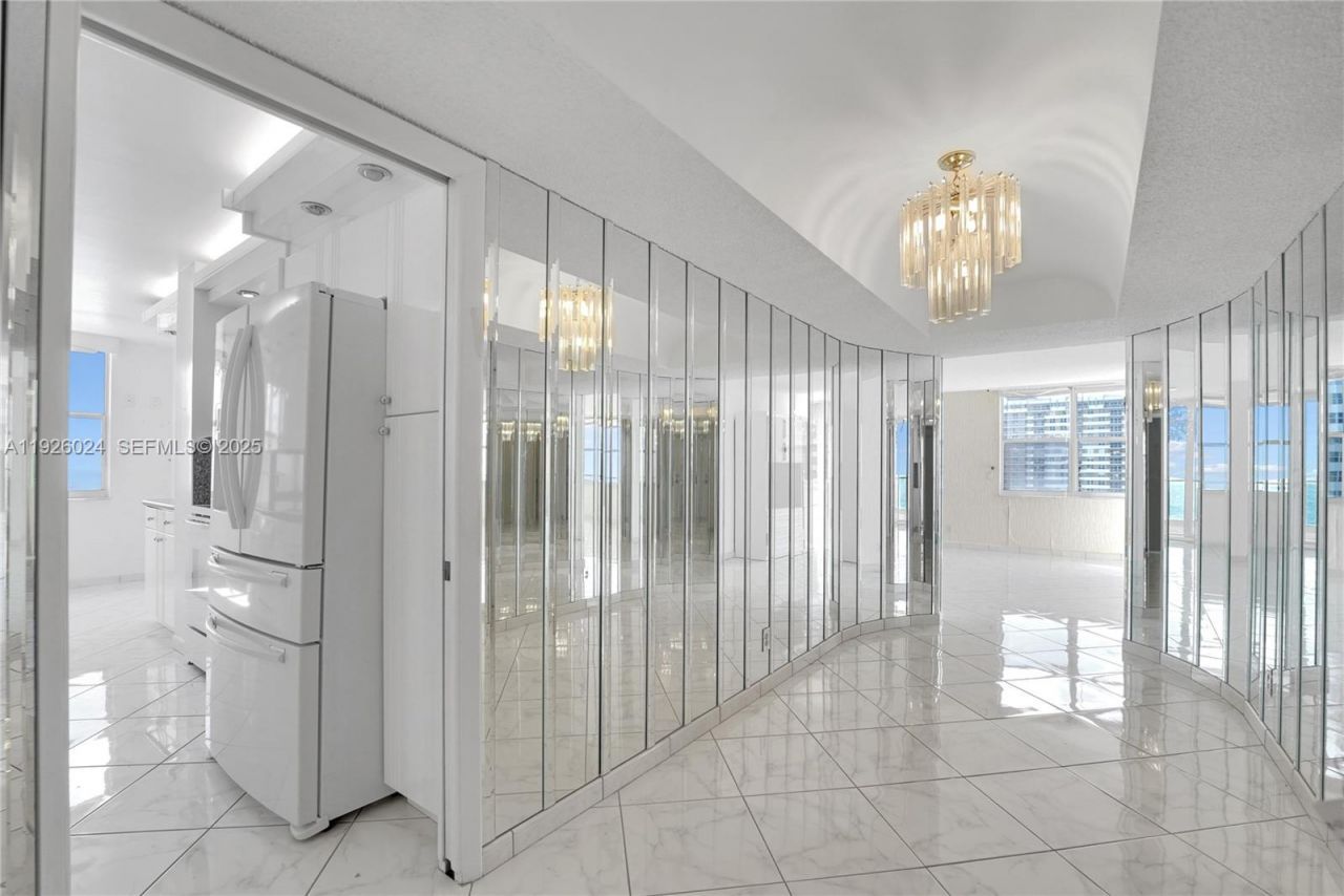 1920 S Ocean Dr, Unit 16B, Hallandale Beach, FL 33009 Photo