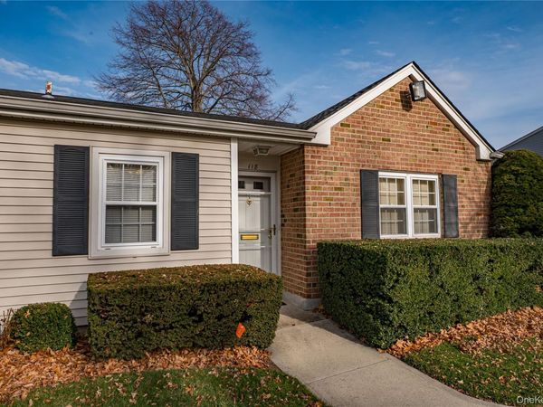 118 Harbor S, Amityville, NY 11701