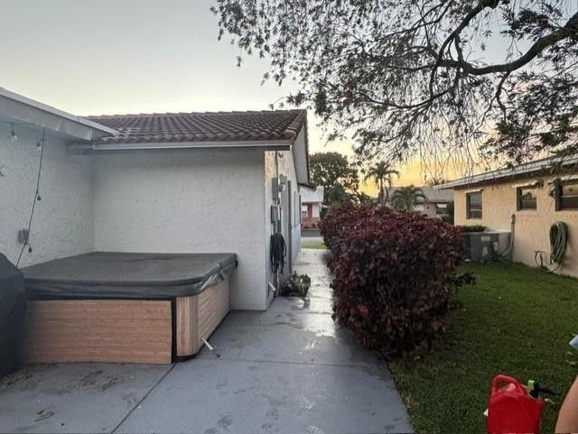 7610 NW 66th Terrace, Tamarac, FL 33321 Photo