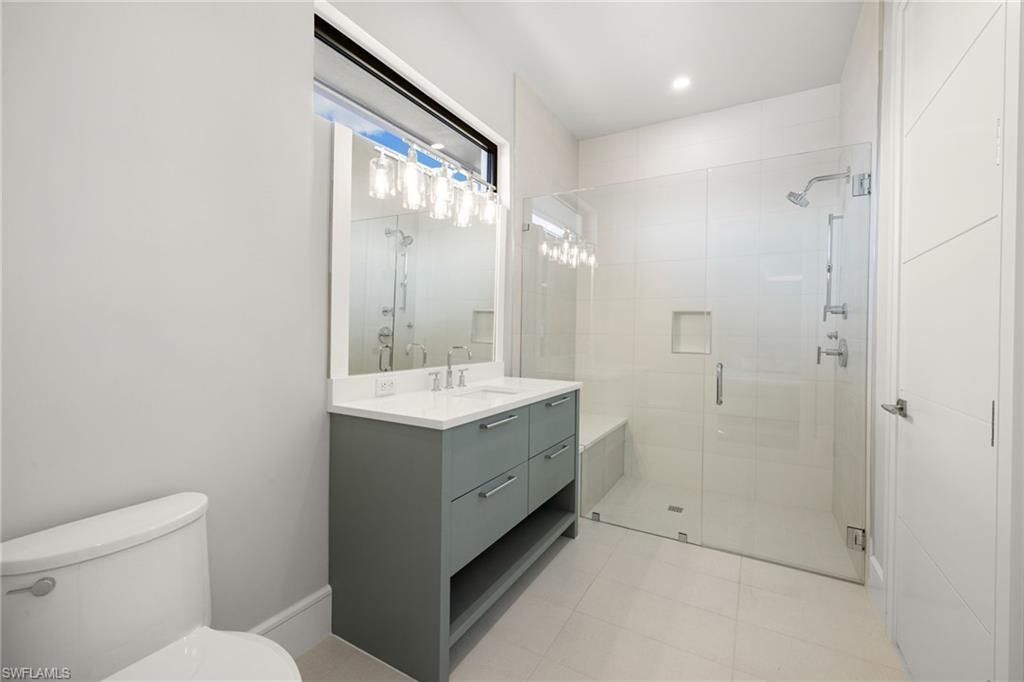 256 Trade Winds Ave, Naples, FL 34108 Photo