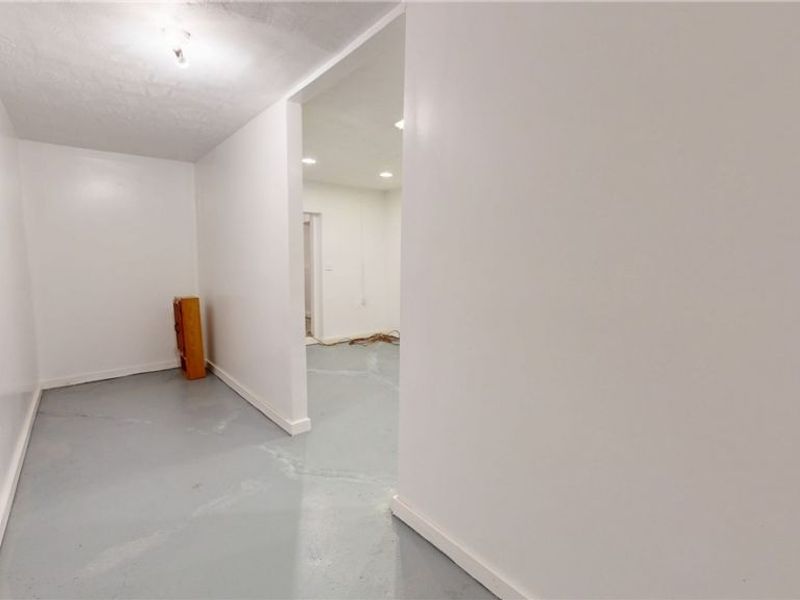 4226 E 164th Street, Cleveland, OH 44128 Photo 26