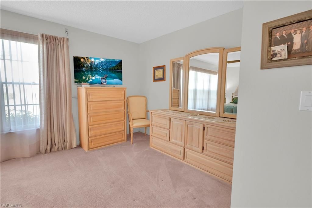 1251 Broadwater Dr, Fort Myers, FL 33919 Photo