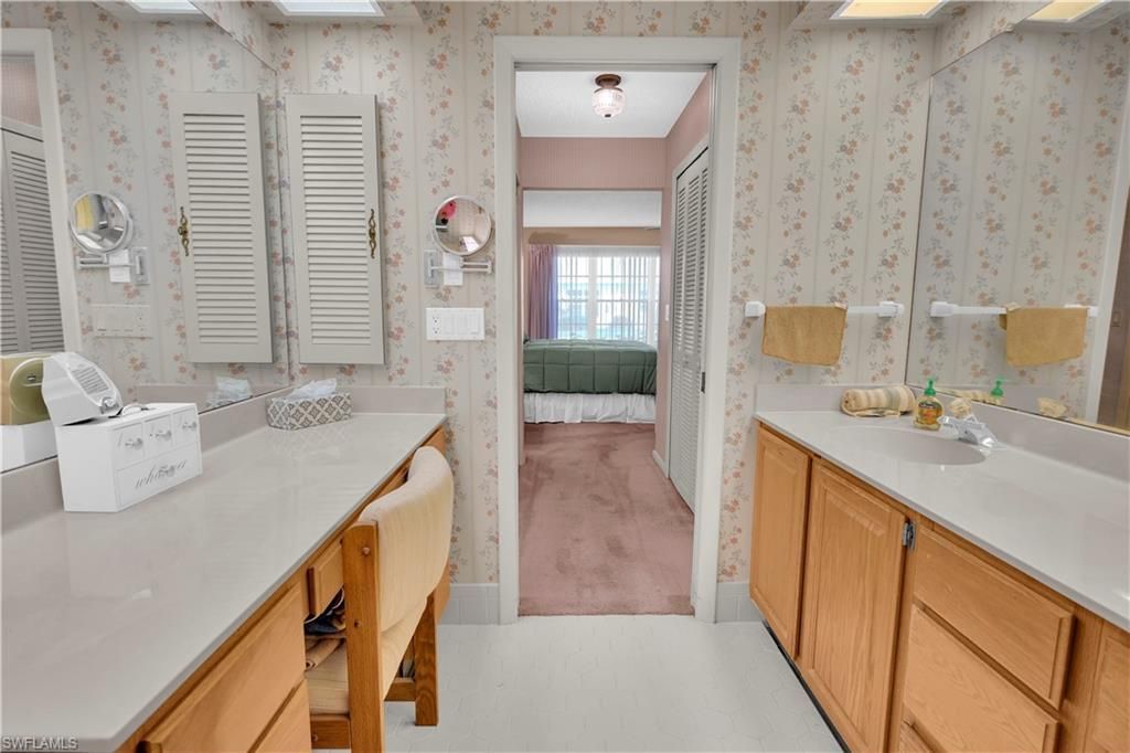 1251 Broadwater Dr, Fort Myers, FL 33919 Photo