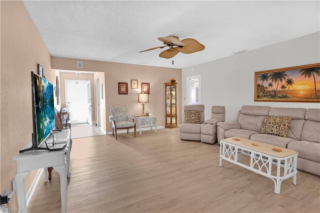 1251 Broadwater Dr, Fort Myers, FL 33919 Photo