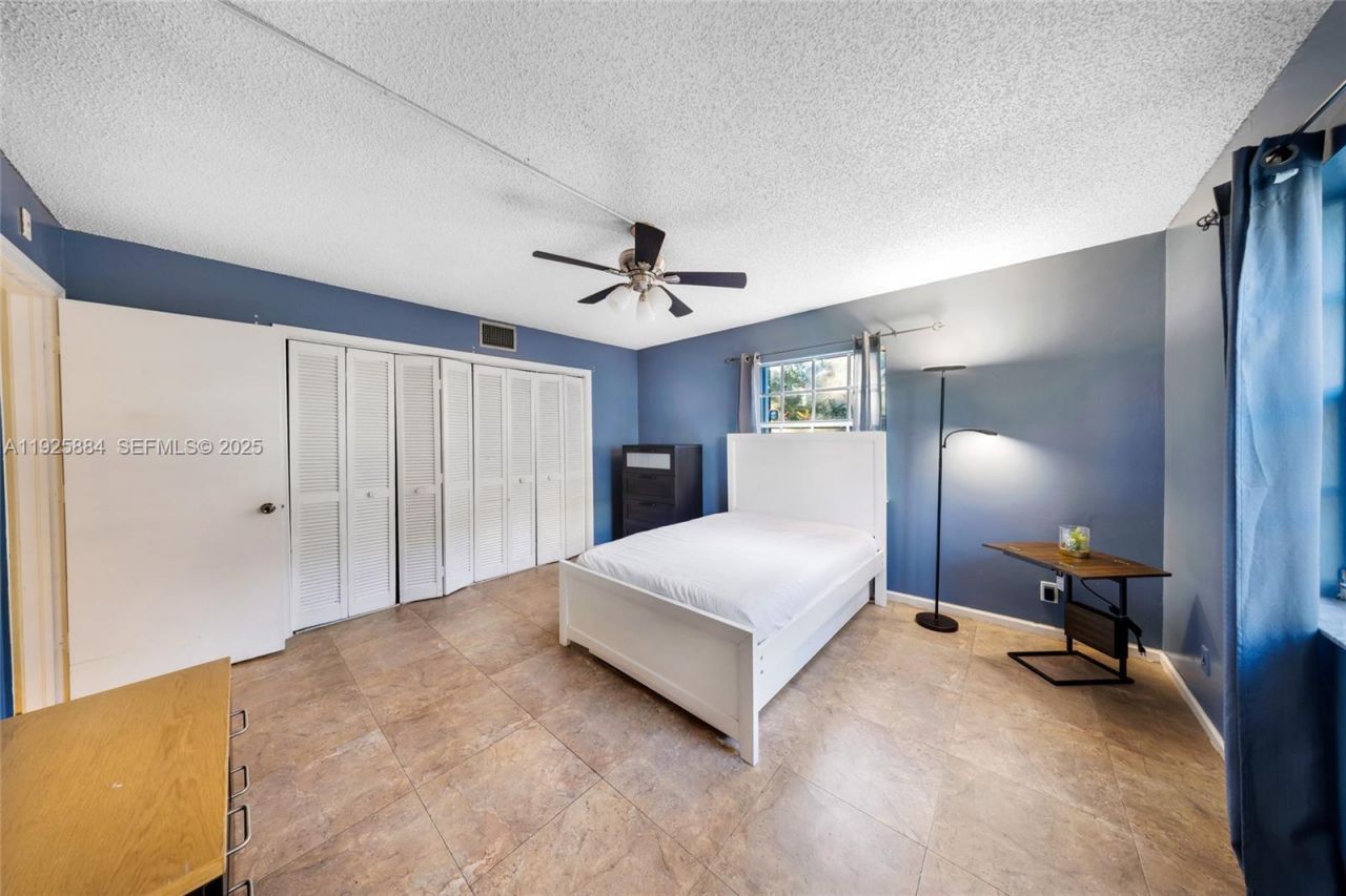 7554 Stirling Rd, Unit 102, Davie, FL 33024 Photo