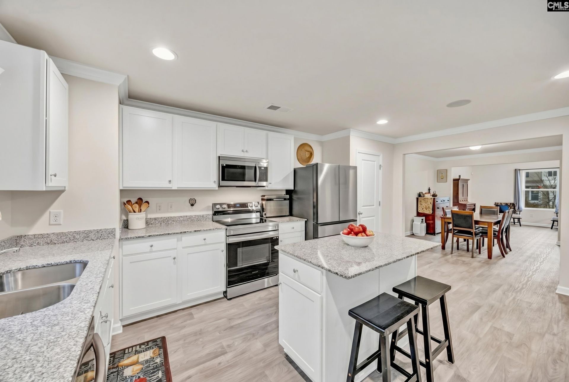 169 Carriagebrook Circle Photo 4