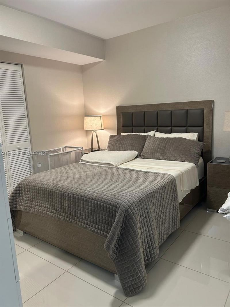 5252 NW 85th Ave, Unit 706, Doral, FL 33166 Photo