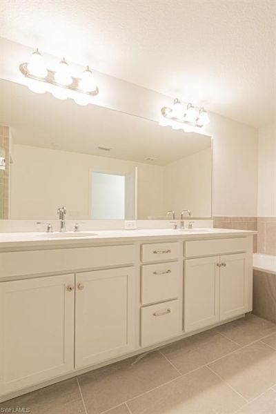 26205 Bonita Fairways Blvd, Bonita Springs, FL 34135 Photo