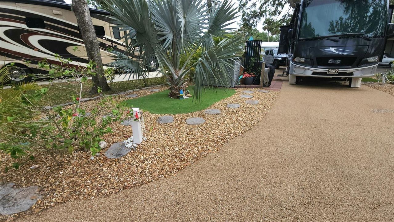 3300 26th Avenue E, Lot #127, Bradenton, FL 34208 Photo