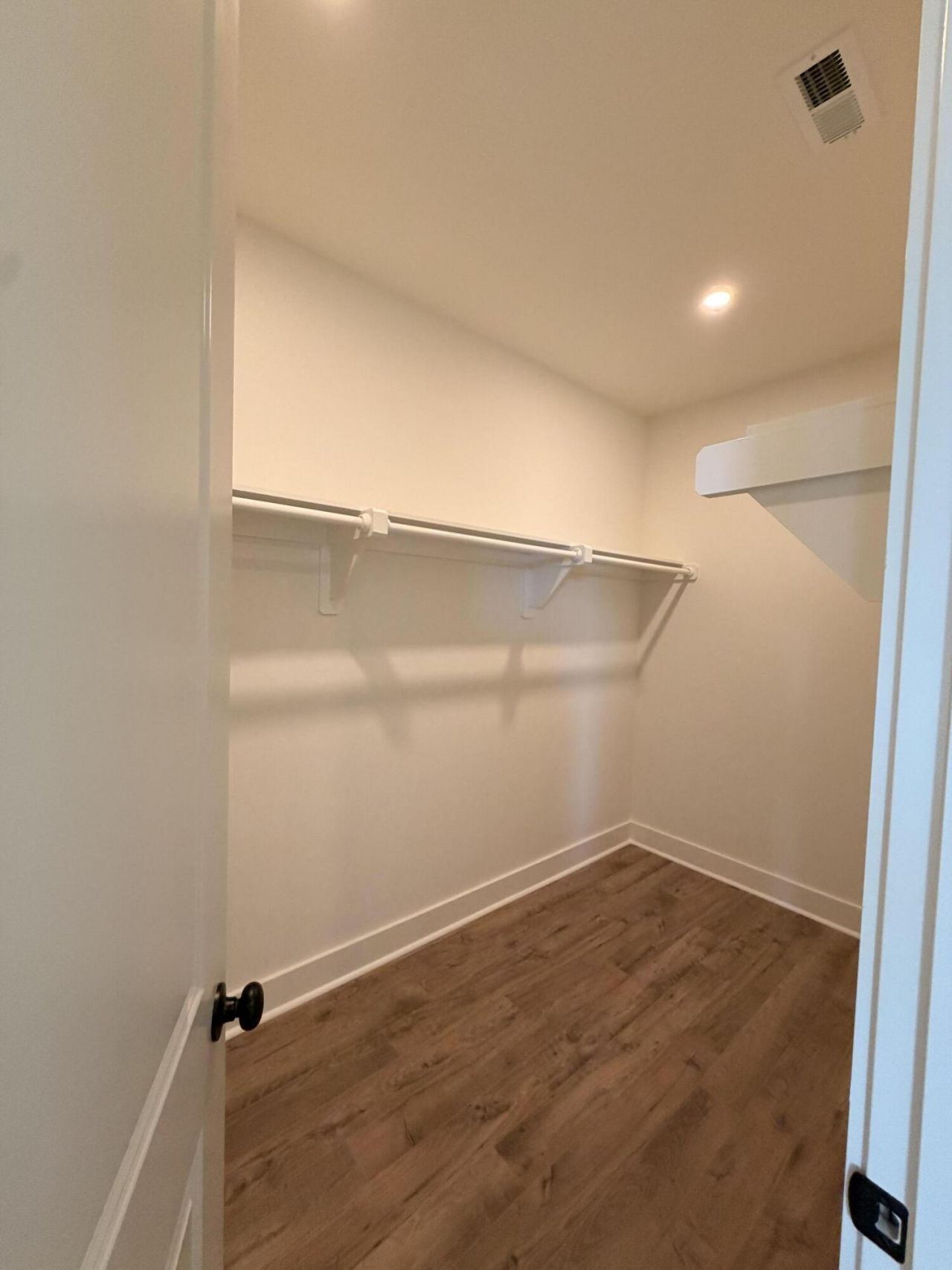 244 Clearpath Drive Photo 22